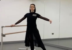 https://balletwithisabella.com/wp-content/uploads/2023/06/Screenshot-2023-06-26-at-14.46.24.jpg