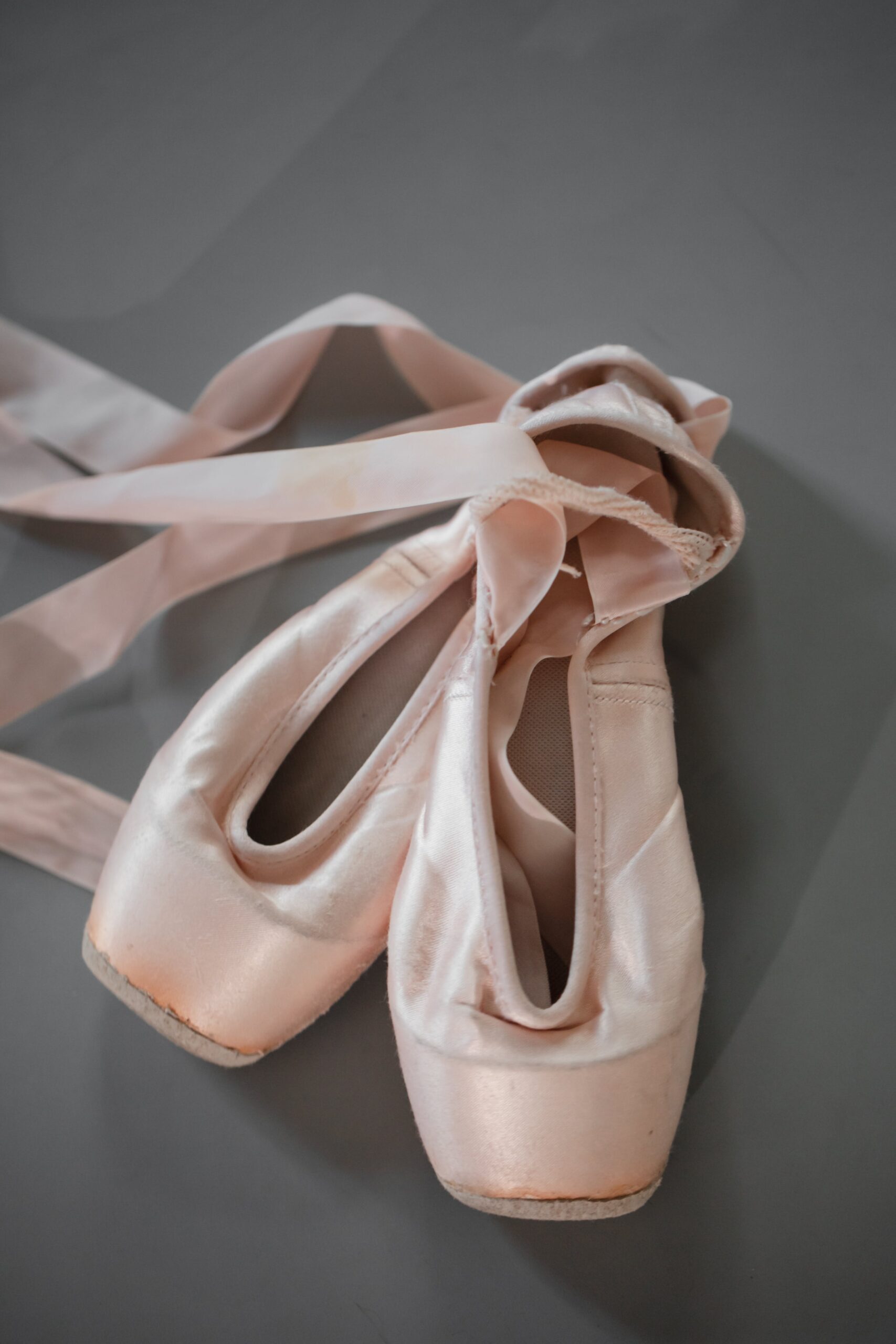 What You Need to Know About Pointe Shoes