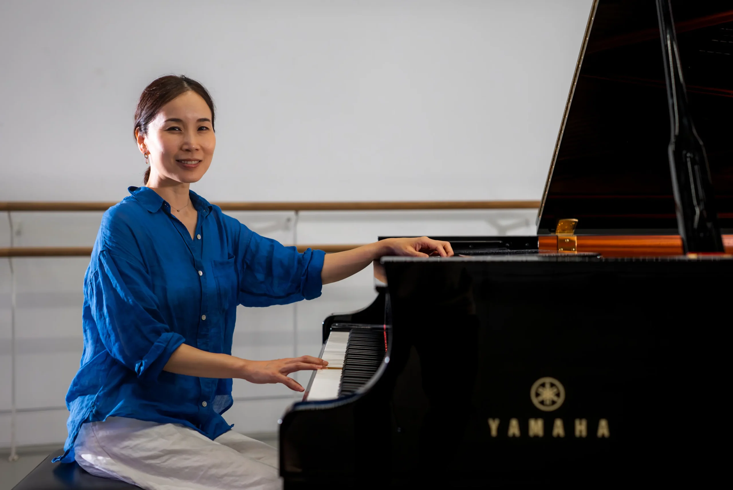 Barre Focused on Directions